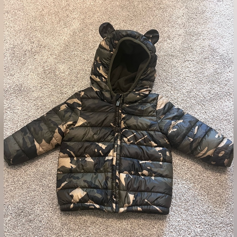 Old Navy Camo Toddlers Winter Jacket - Size 18-24 M